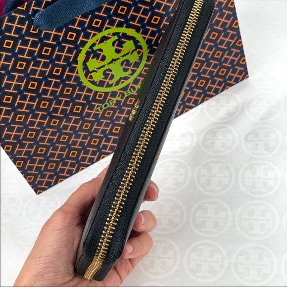 Tory Burch Emerson Leather Zip Around Wallet - Picture 5 of 8